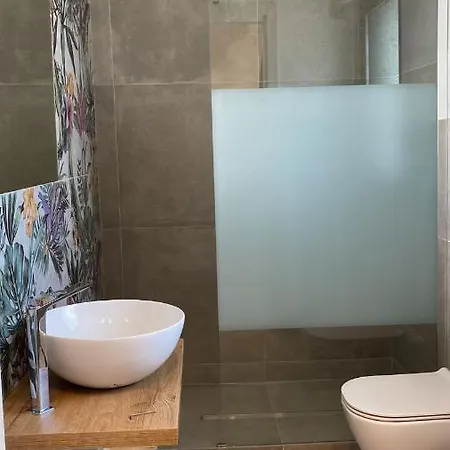 Relais Belvedere 3* Джовинаццо